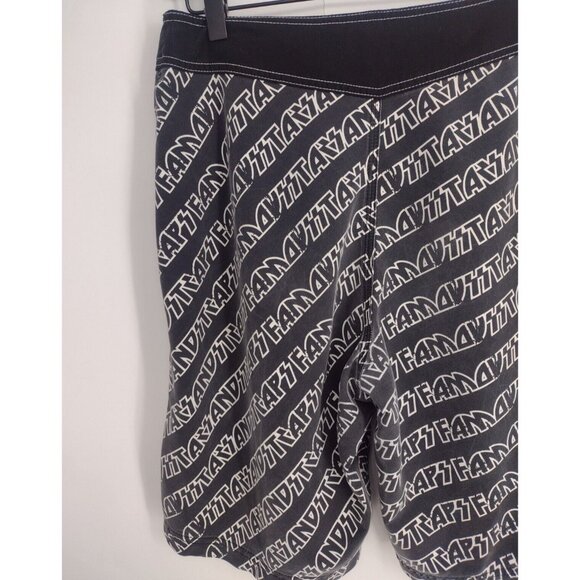 Y2K Famous Stars And Straps All Over Print Black White Board Shorts Mens 30 - Picture 5 of 6